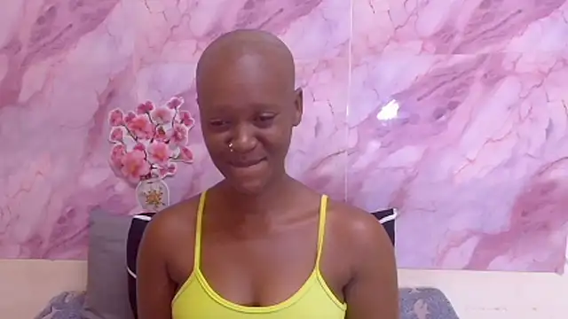 EbonyOlive69 online show from 12.22.25