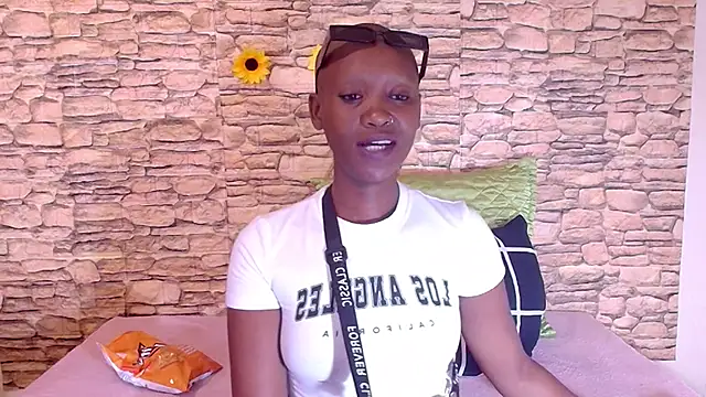 Snapshot of EbonyOlive69 chatting on 02.20.26 EbonyOlive69 online show from 02.20.26