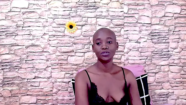Snapshot of EbonyOlive69 chatting on 05.29.26 EbonyOlive69 online show from 05.29.26