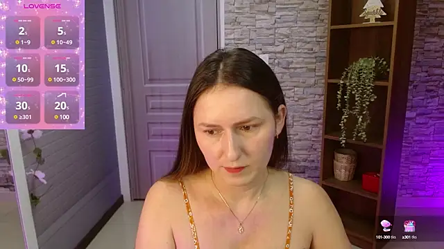 Snapshot of Manuela_bela chatting on 02.04.25 Manuela bela online show from 02.04.25