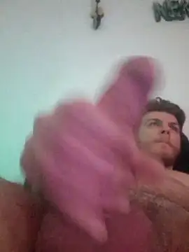 Snapshot of majinm83 chatting on 03.01.26 majinm83 online show from 03.01.26