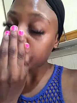 NAUGHTYSHALOTXX online show from 12.08.24