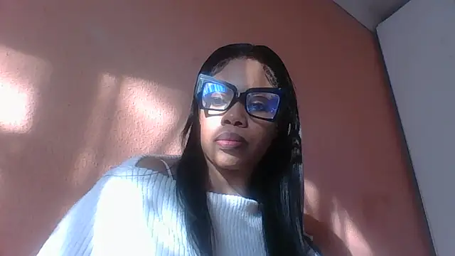 Snapshot of NAUGHTYSHALOTXX chatting on 06.02.26 NAUGHTYSHALOTXX online show from 06.02.26