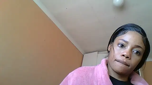Snapshot of NAUGHTYSHALOTXX chatting on 06.29.26 NAUGHTYSHALOTXX online show from 06.29.26