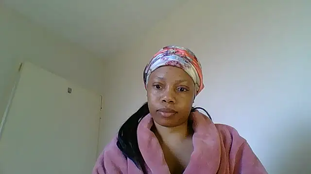 Snapshot of NAUGHTYSHALOTXX chatting on 07.12.26 NAUGHTYSHALOTXX online show from 07.12.26
