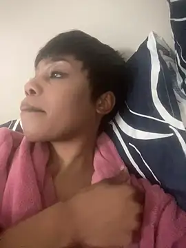 Snapshot of NAUGHTYSHALOTXX chatting on 07.30.26 NAUGHTYSHALOTXX online show from 07.30.26