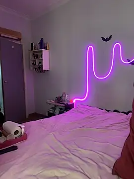 Snapshot of Mizztikaa chatting on 11.11.25 Mizztikaa online show from 11.11.25