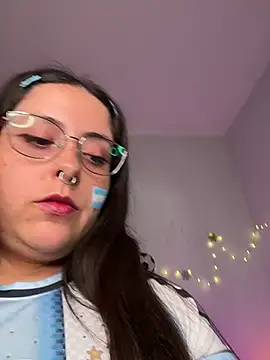 Mizztikaa online show from 07.12.26