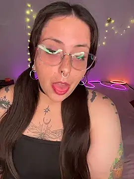 Mizztikaa online show from 07.20.26