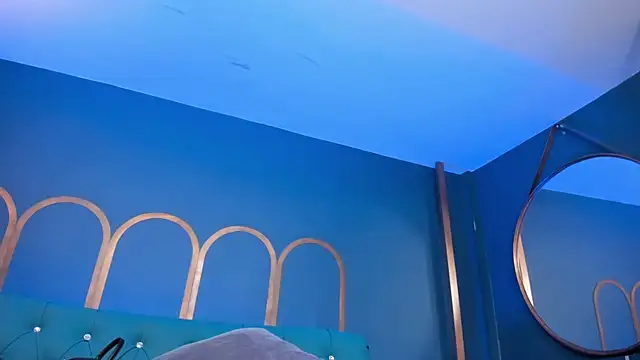 Snapshot of morganlake_ chatting on 10.05.25 morganlake online show from 10.05.25