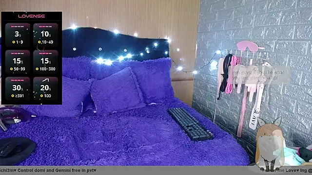 Snapshot of Fantasies_Slave chatting on 01.10.25 Fantasies Slave online show from 01.10.25