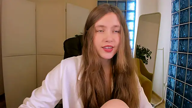 MaryannSoftt online show from 10.14.25