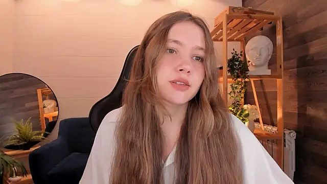 MaryannSoftt online show from 11.19.25