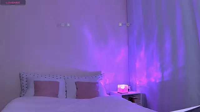 Snapshot of StacyWorry chatting on 10.17.25 StacyWorry online show from 10.17.25