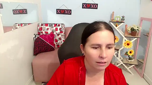 Snapshot of victoria_jones chatting on 09.20.25 victoria jones online show from 09.20.25