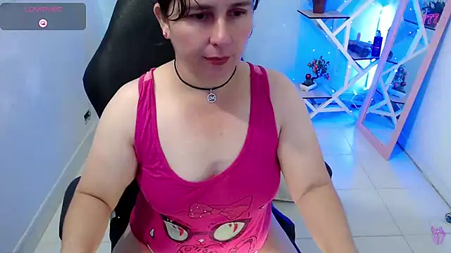 victoria jones online show from 02.02.26