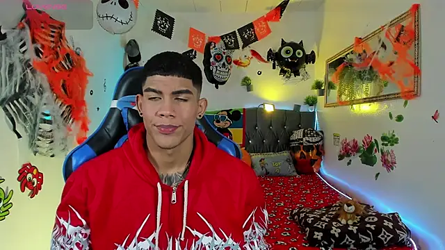 Damian latinxxx online show from 10.22.25