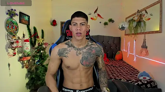 Damian latinxxx online show from 12.04.25