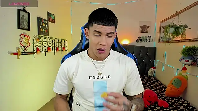 Damian latinxxx online show from 02.02.26