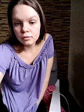 Snapshot of MarieFerguson chatting on 12.12.24 MarieFerguson online show from 12.12.24