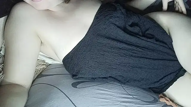 Snapshot of MarieFerguson chatting on 12.18.24 MarieFerguson online show from 12.18.24