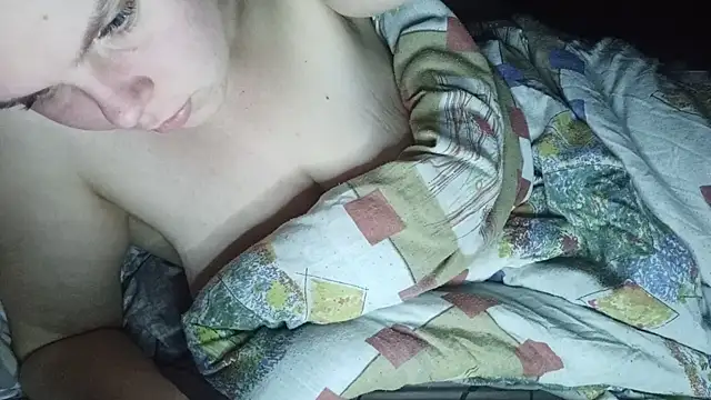 Snapshot of MarieFerguson chatting on 12.25.24 MarieFerguson online show from 12.25.24