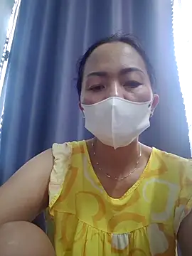 Baby-sexytits18 online show from 10.20.25