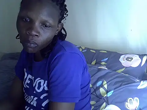 Snapshot of Sweet_serah chatting on 09.18.25 Sweet serah online show from 09.18.25