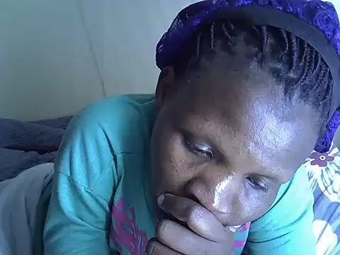 Snapshot of Sweet_serah chatting on 10.24.25 Sweet serah online show from 10.24.25