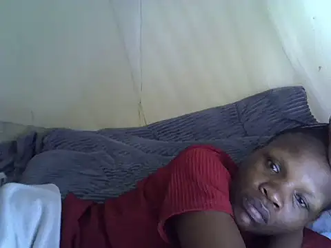 Snapshot of Sweet_serah chatting on 11.02.25 Sweet serah online show from 11.02.25