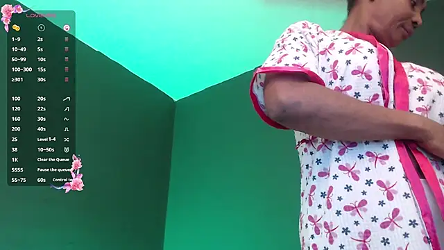 Snapshot of amara_bss_ chatting on 01.08.25 amara bss online show from 01.08.25