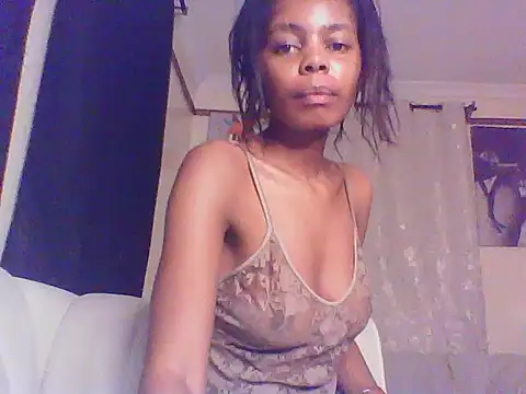 Snapshot of sweetanabella4 chatting on 06.06.26 sweetanabella4 online show from 06.06.26