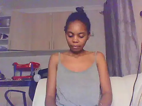 Snapshot of sweetanabella4 chatting on 07.17.26 sweetanabella4 online show from 07.17.26
