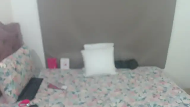 Snapshot of kimberlyjamexxx chatting on 06.27.26 kimberlyjamexxx online show from 06.27.26