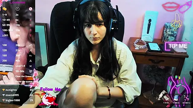 AddictCouple online show from 12.11.24