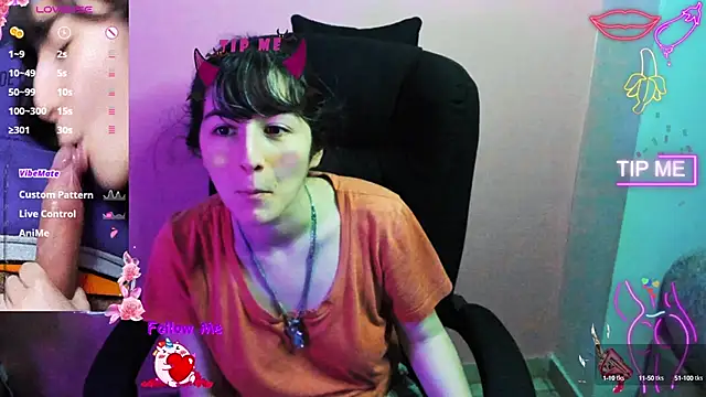 AddictCouple online show from 01.25.25