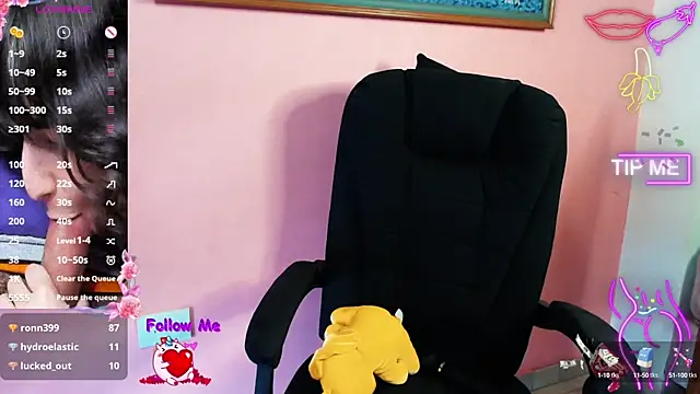 AddictCouple online show from 02.12.25