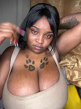 Snapshot of Savage_baby chatting on 12.28.24 Savage baby online show from 12.28.24