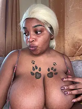 Snapshot of Savage_baby chatting on 03.17.25 Savage baby online show from 03.17.25