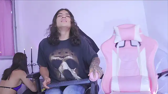 Snapshot of gabriel__manson chatting on 12.18.24 gabriel manson online show from 12.18.24