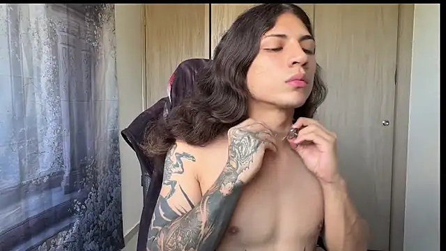 Snapshot of gabriel__manson chatting on 09.09.25 gabriel manson online show from 09.09.25