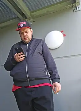 Snapshot of PupW0lfy chatting on 10.01.25 PupW0lfy online show from 10.01.25
