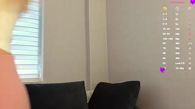 milamurrr online show from 12.03.25