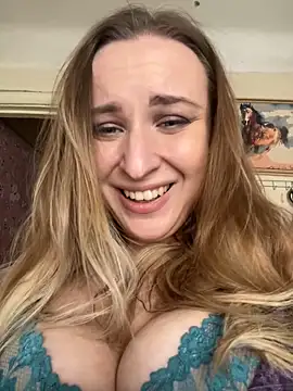 Snapshot of OlgaBuzzz chatting on 12.17.24 OlgaBuzzz online show from 12.17.24