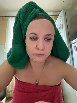 Snapshot of OlgaBuzzz chatting on 01.17.25 OlgaBuzzz online show from 01.17.25