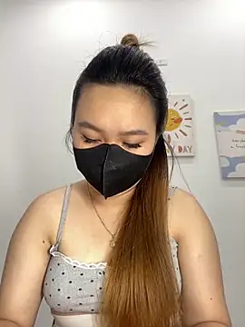 Odette68 online show from 10.24.25