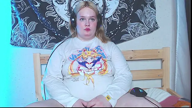 Snapshot of rozzhaos8 chatting on 09.21.25 rozzhaos8 online show from 09.21.25