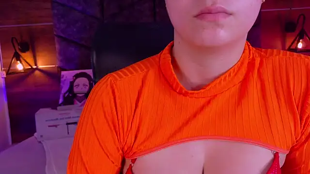 AmbarHills 1 online show from 11.05.25