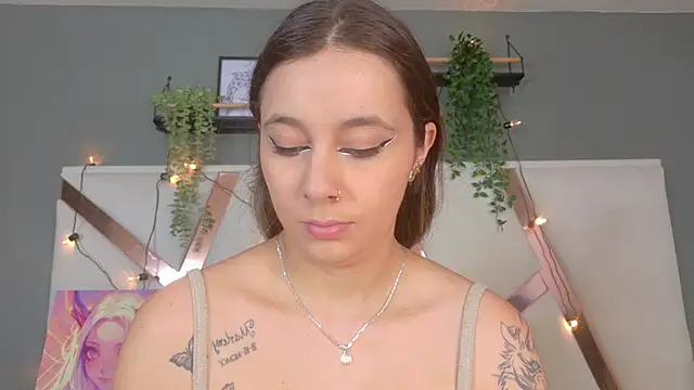 AmbarHills 1 online show from 11.15.25