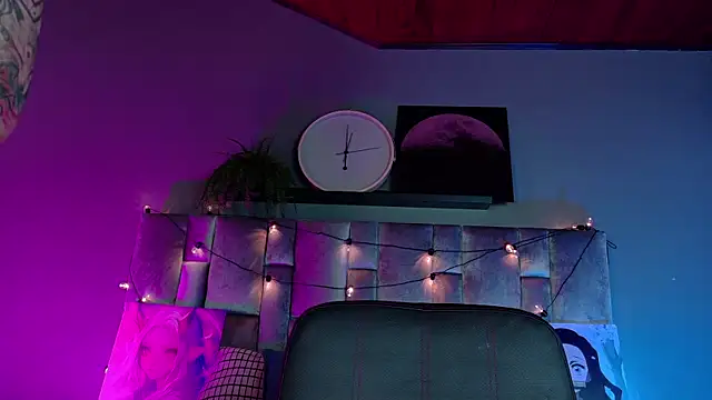 AmbarHills 1 online show from 01.12.26